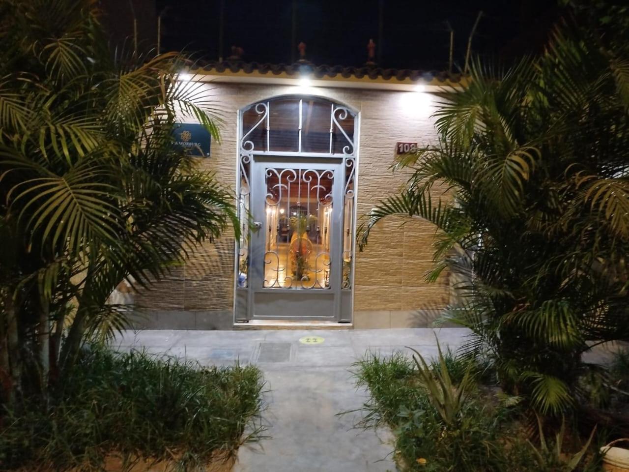 Hotel Via Morburg Nazca Exteriör bild